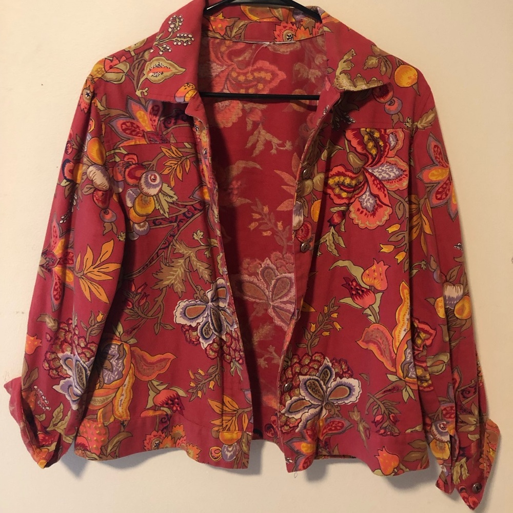 Unique floral button up